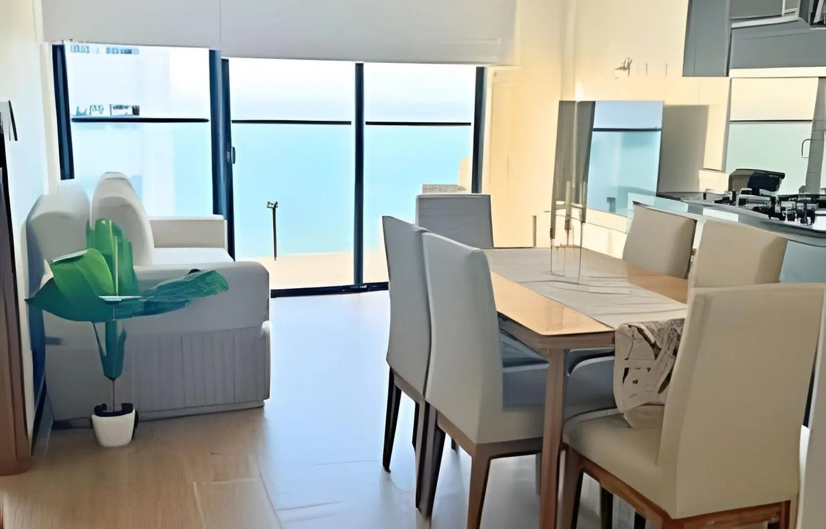 Stuning View To Walled City & Beach, King Size Bed Cartagena Colombia